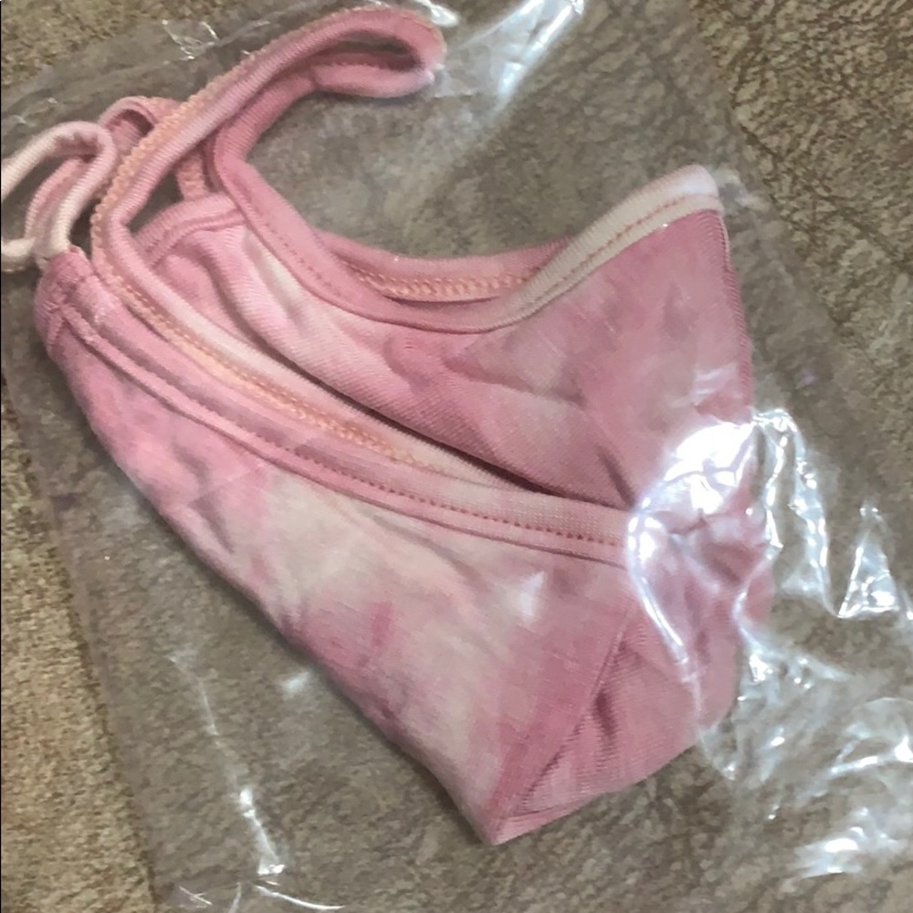 Face Masks - Picture 2 of 8